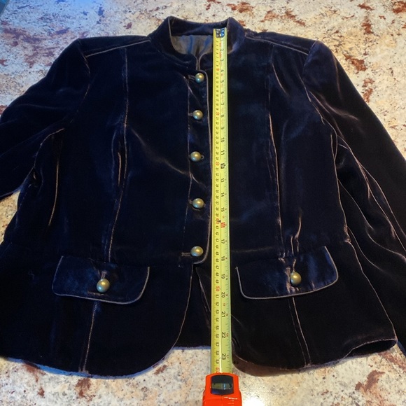 STUNNING VELVET DARK BROWN BLAZER BY PASSPORT . - Picture 11 of 15